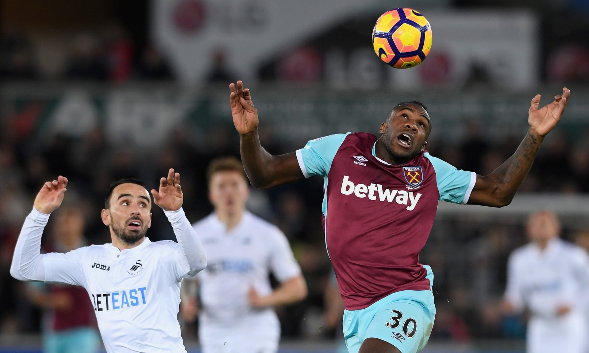 也面临巨大 也面临巨大